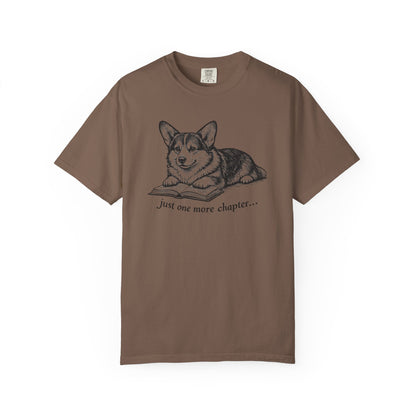 Just One More Chapter – Corgi Book Lover T-Shirt