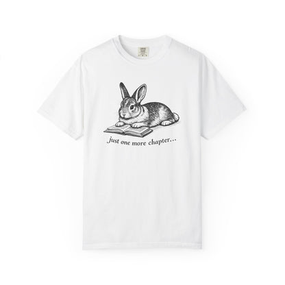 Just One More Chapter – Rabbit Book Lover T-Shirt