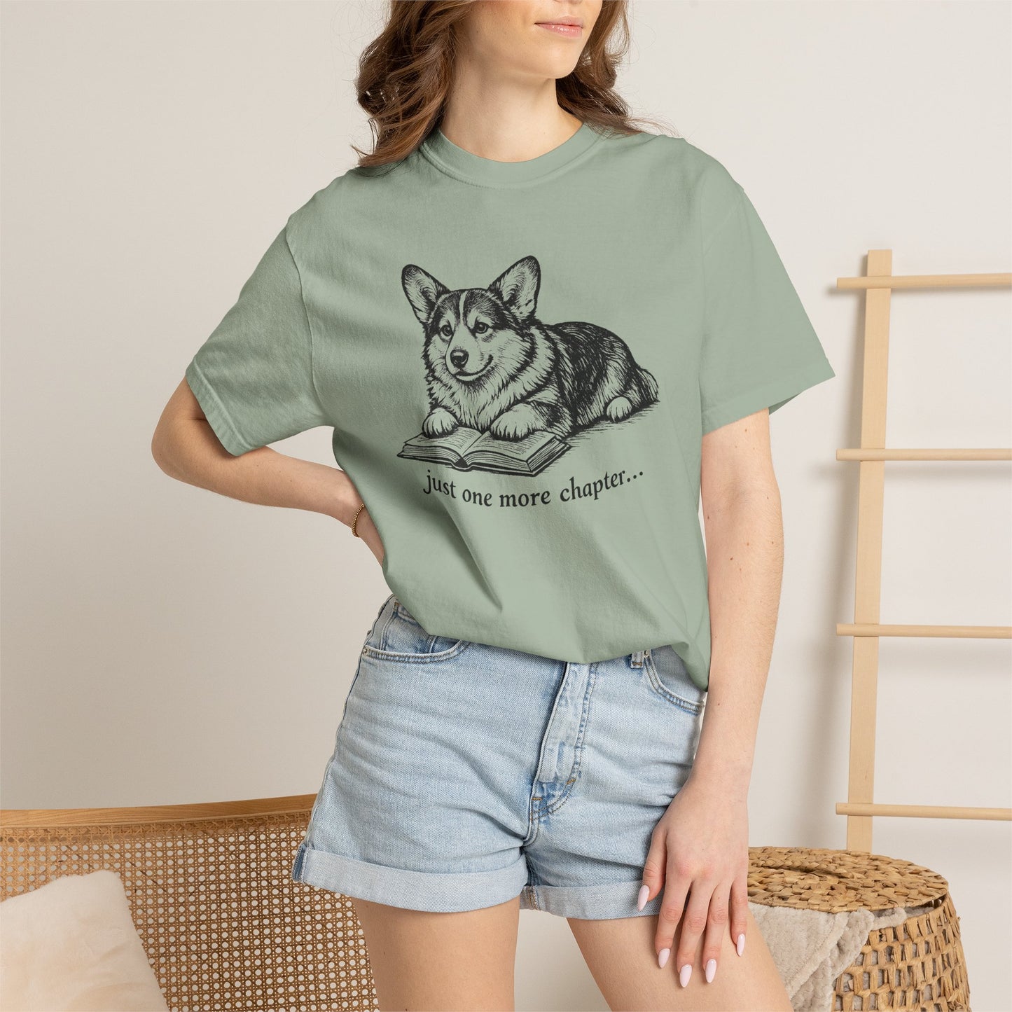 Just One More Chapter – Corgi Book Lover T-Shirt